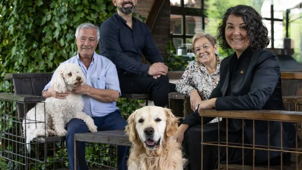 Foto familia Moreno, Blanca, Samuel y sus padres.