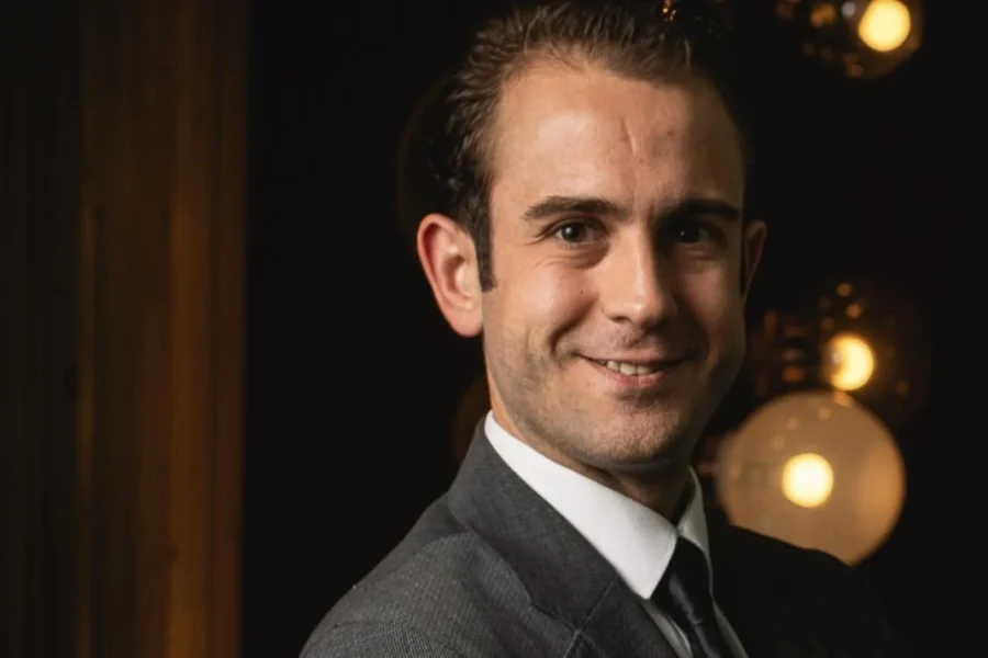 Javier Gil, camarero del año 2026