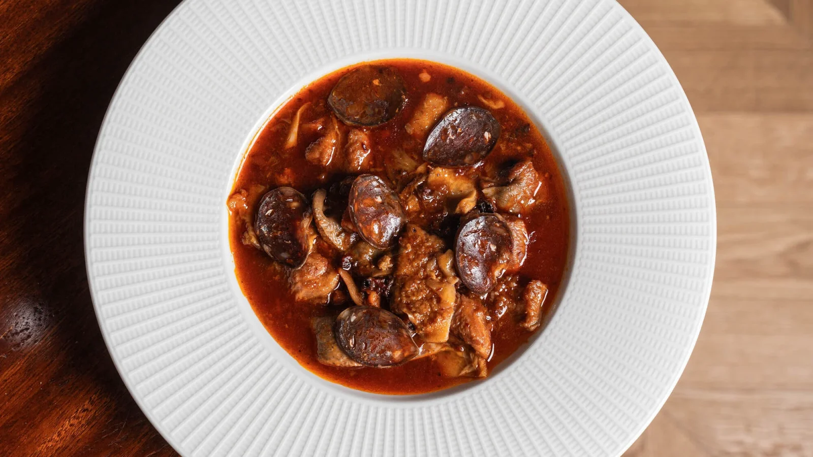 GranDuke. Guiso de callos y chorizo de ciervo