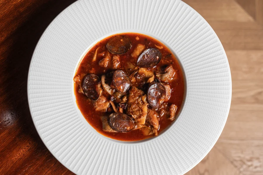 GranDuke. Guiso de callos y chorizo de ciervo