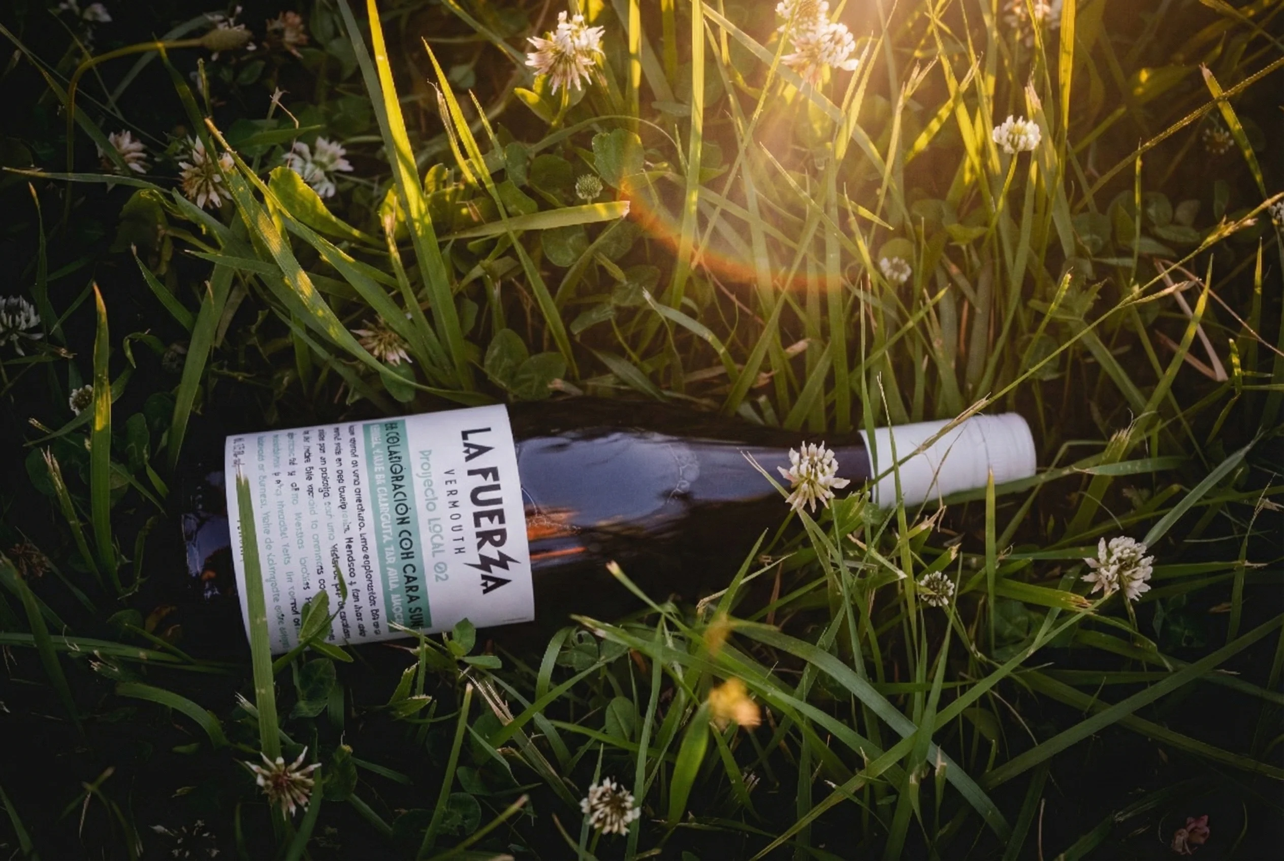 Botella de vermut Local 02