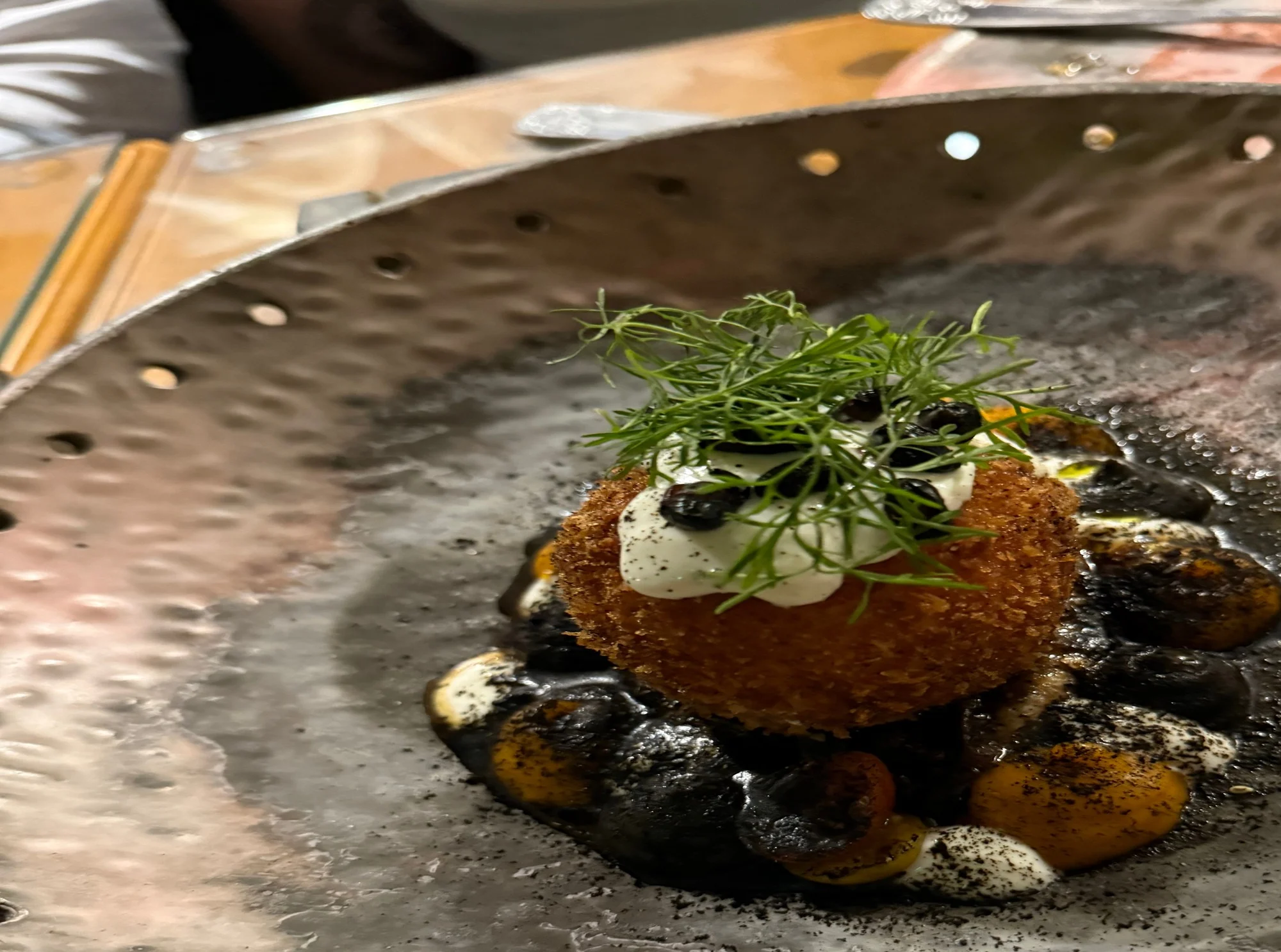 Burrata crujiente en DelIndias.