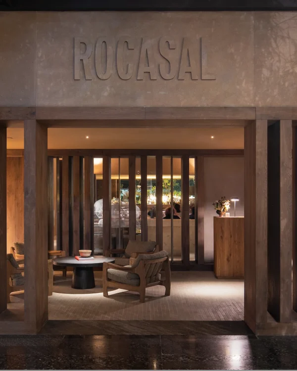 Fachada del restaurante Rocasal en la Ciudad de México.