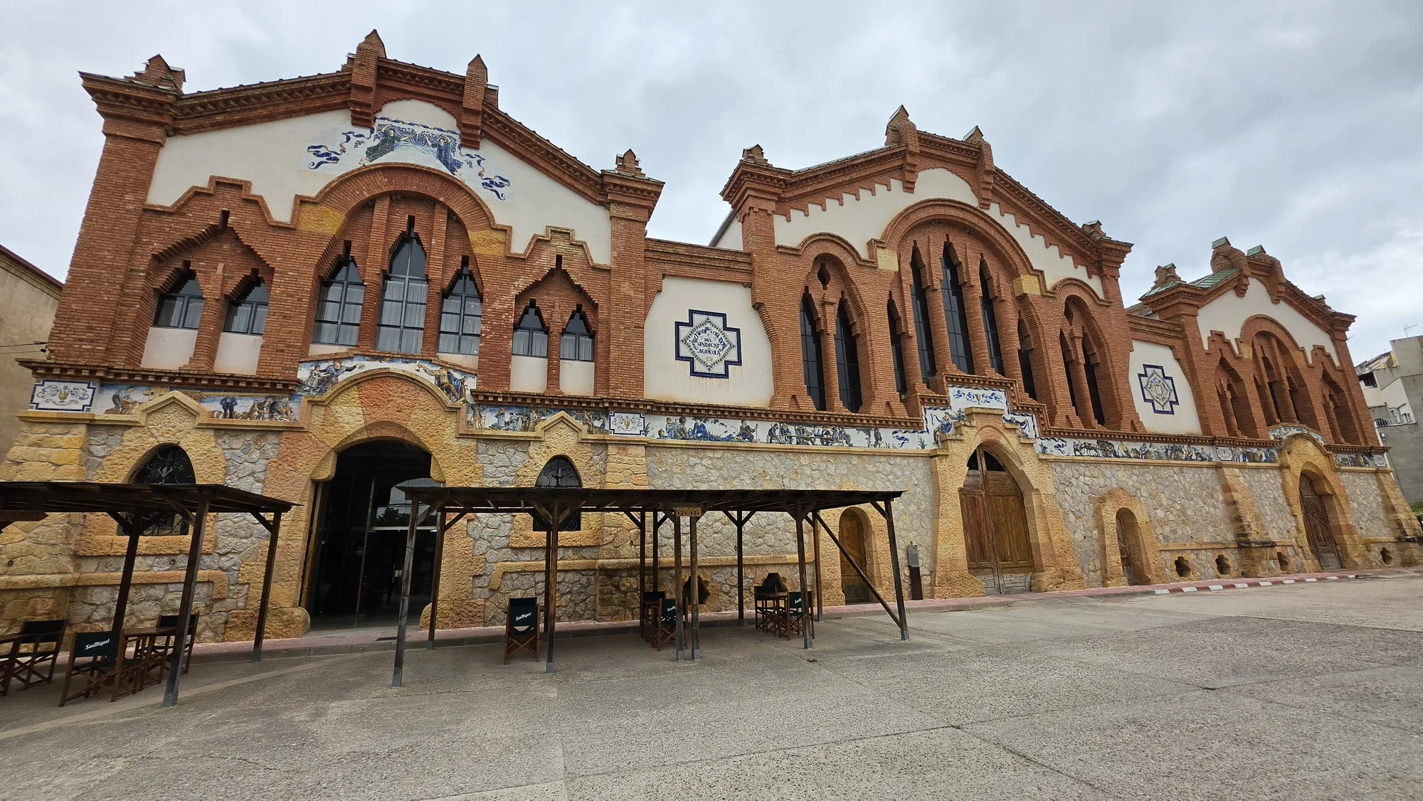 Villa Retiro, el gran fresco de las Tierras del Ebro 0