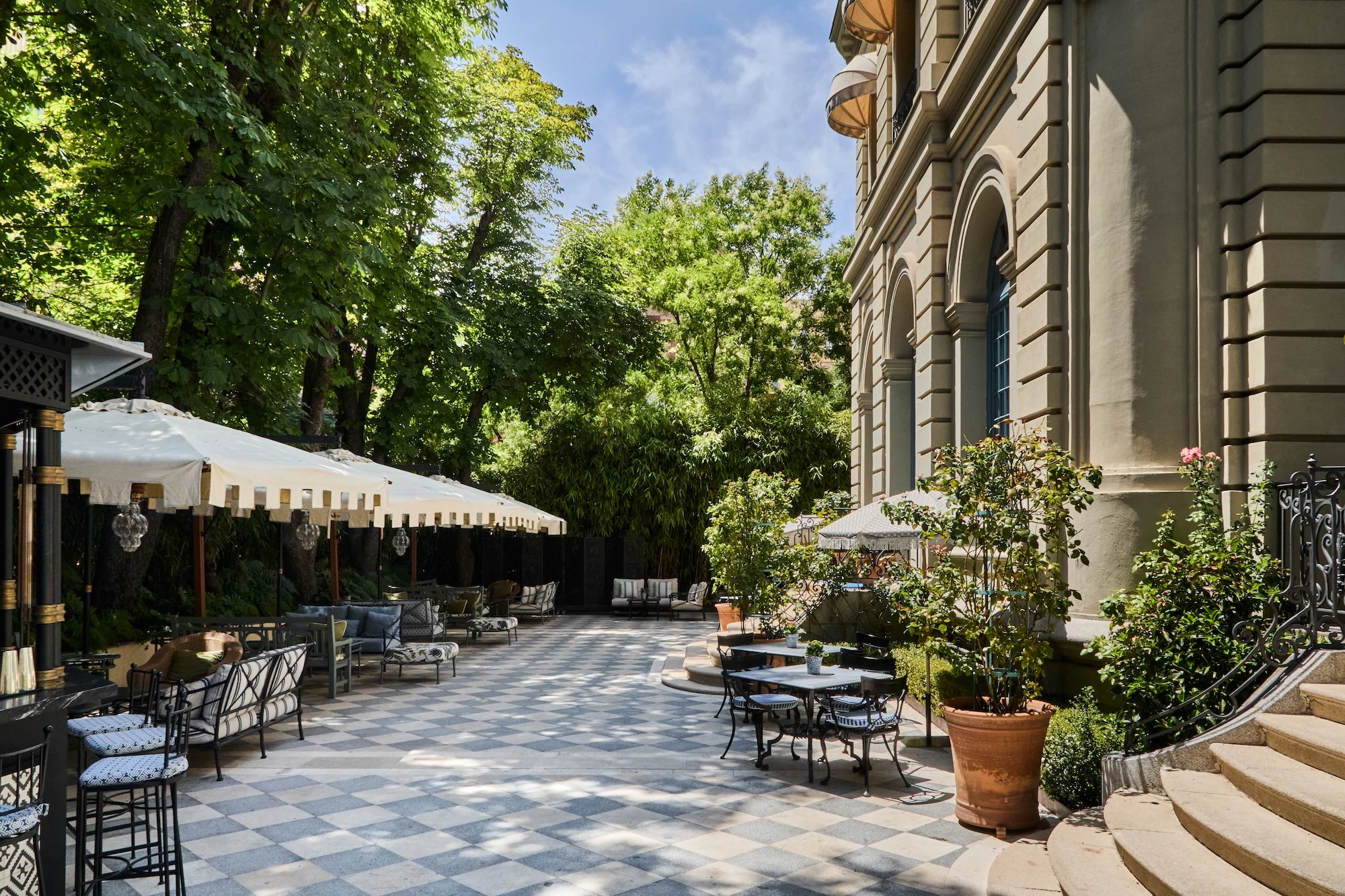 Guías caníbales: nueve coctelerías al aire libre imperdibles en Madrid 7