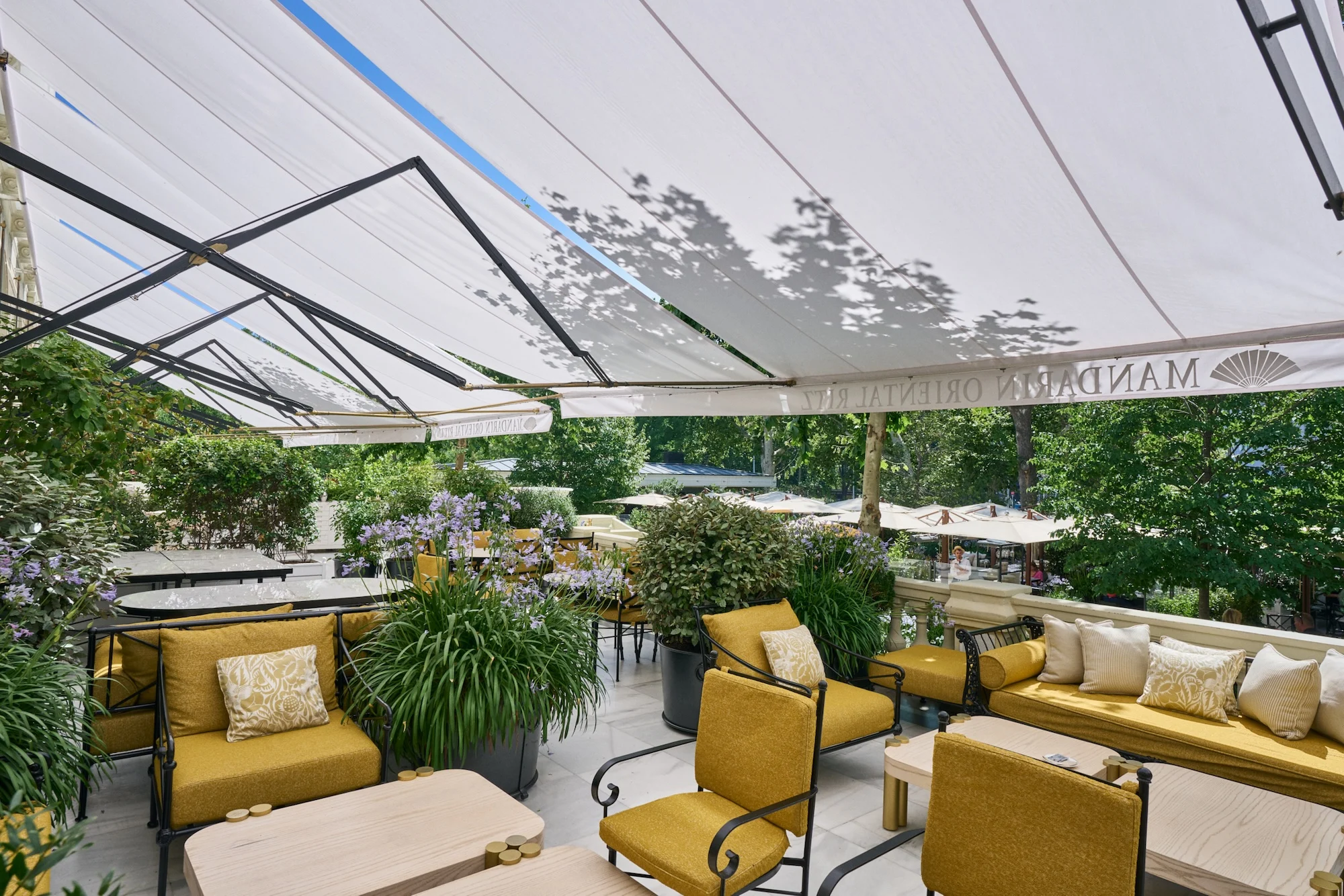 Guías caníbales: nueve coctelerías al aire libre imperdibles en Madrid 5